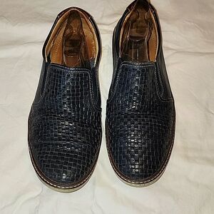J & M Men's Loafers. SIZE 9 1/2